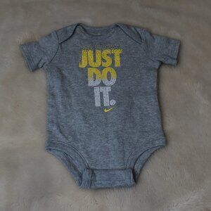 Nike Baby T-shirt Bodysuit - Just Do it  Size 0-3